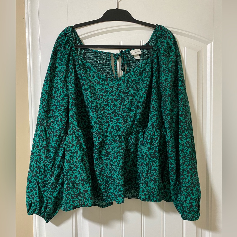 Ava and Viv Teal and Black Peplum Top